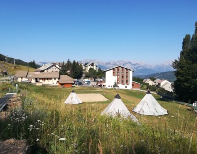 Saint-Léger-les-Mélèzes – La Buissonnière